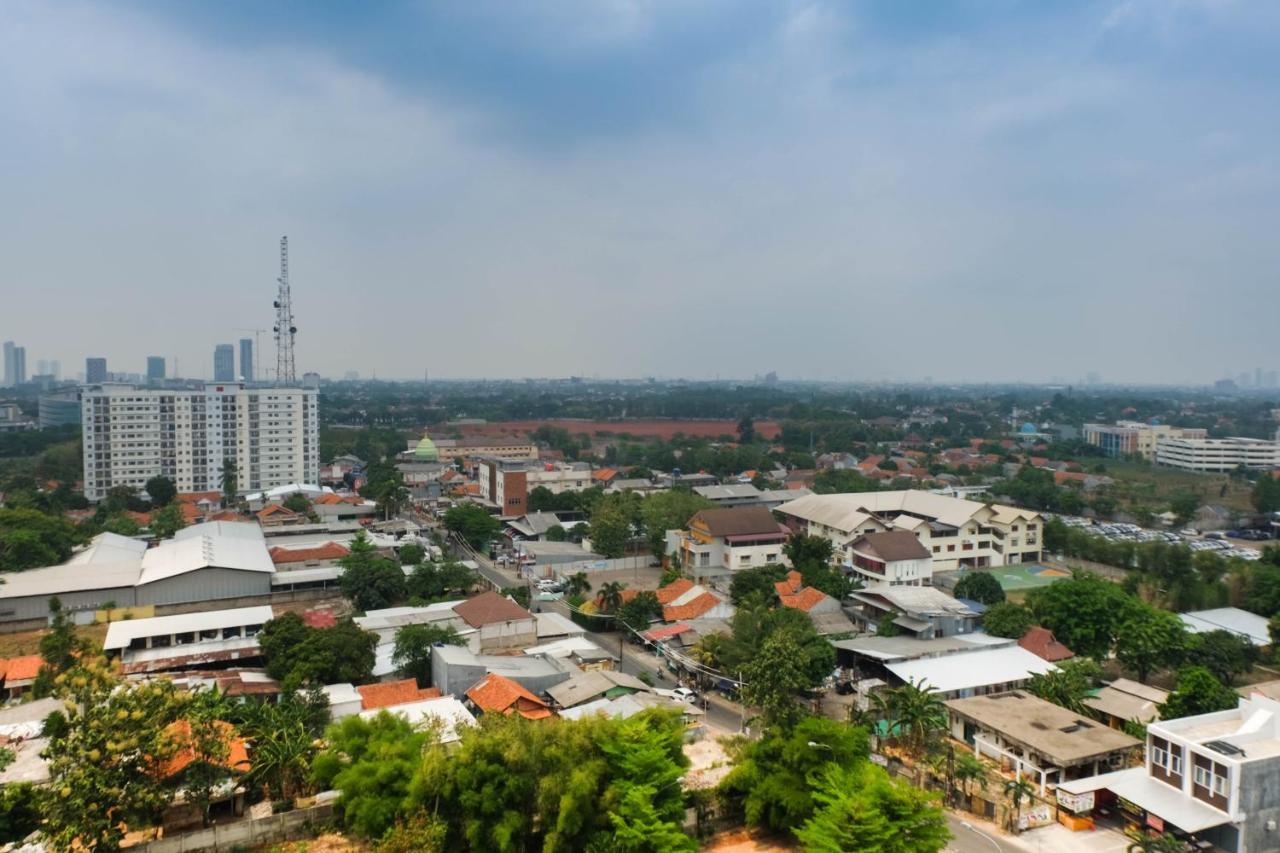 Fully Furnished Studio At Serpong Greenview Apartment By Travelio Tangerang Exterior foto